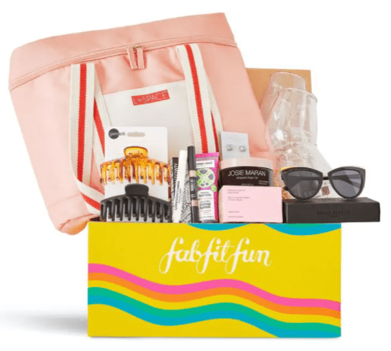 https://www.subscriptionboxes.ca/wp-content/uploads/2022/01/FabFitFun-Spring-2022-Box-FULL-Spoilers-Coupon.png